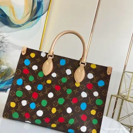 Fashionrepsfam ru LV Bag 2301DJ0002 1028